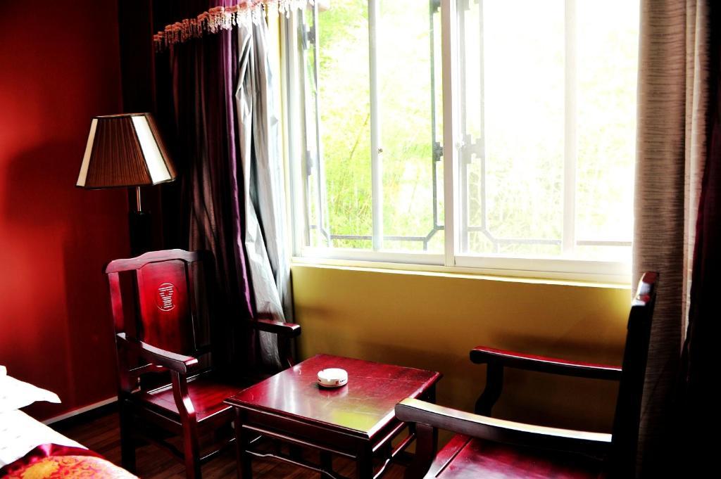 Dragon River Retreat Hotel Yangshuo Room photo